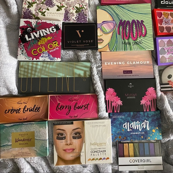 Huge Eyeshadow Palette Bundle - Picture 2 of 2
